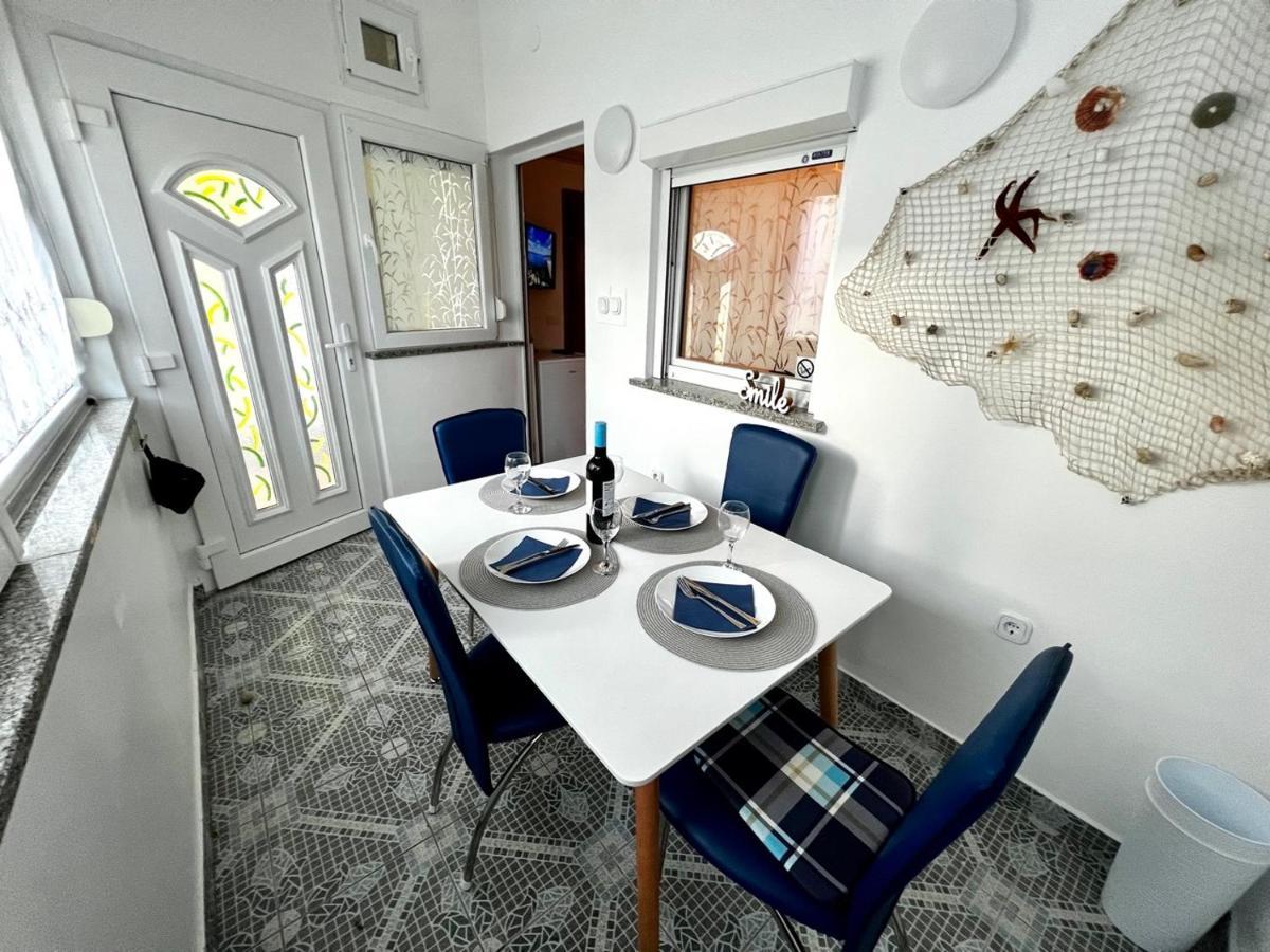 Apartman Dino Fažana Exteriör bild